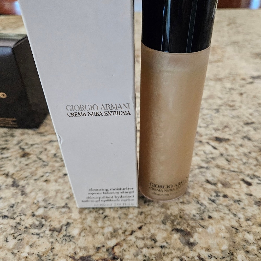 Giorgio‎ Armani Cleansing Moisturizer
